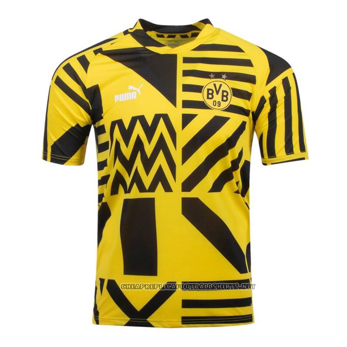 Borussia Dortmund Shirt
 Pre-Match
 2022 Yellow
 and 
Black
